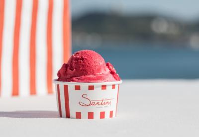 Santini com duas novas lojas este Verão