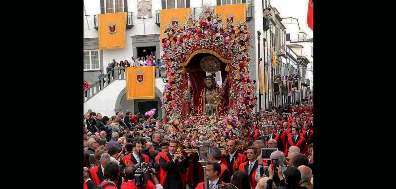 Festas do Senhor Santo Cristo dos Milagres e Lenda das Sete Cidades são finalistas das 7 maravilhas da Cultura Popular de Portugal