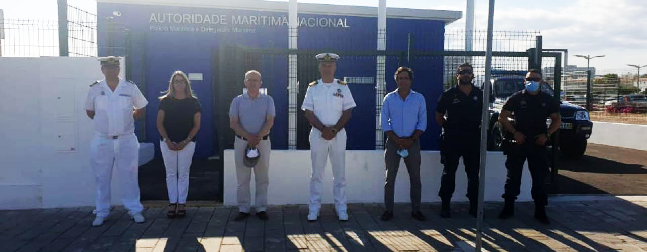 Marinha reforça presença na cidade de Quarteira