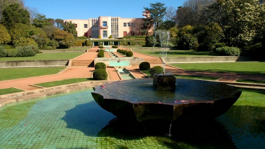 Serralves passa a integrar 100 desenhos e 7000 fotografias de Álvaro Siza